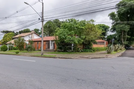 Casa Comercial para alugar, 400m² no Campina do Siqueira, Curitiba