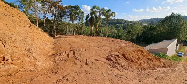 Terreno / Lote / Condomínio com 1 Quarto à venda, 4255m² no Itaquaciara, Itapecerica da Serra