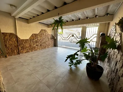 Sobrado com 3 Quartos à venda, 120m² no Chácara do Visconde, Taubaté