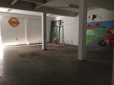 Galpão / Depósito / Armazém para venda ou aluguel, 750m² no Bosque da Saúde, São Paulo