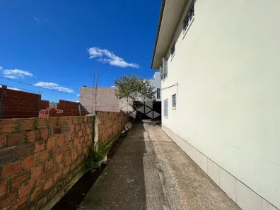 Casa com 4 Quartos à venda, 200m² no Tomazetti, Santa Maria
