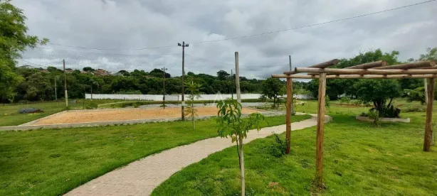 Terreno / Lote / Condomínio à venda, 126m² no Universitário, Cascavel