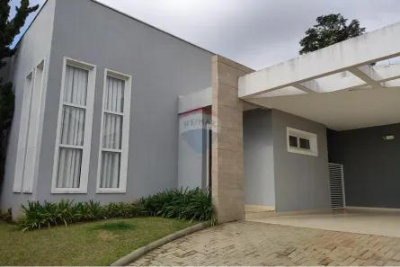 Casa com 3 Quartos para alugar, 297m² no Jardim do Lago, Atibaia