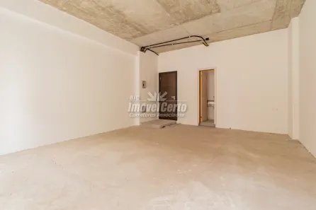 Conjunto Comercial / Sala à venda, 63m² no Centro, Curitiba