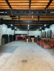 Galpão / Depósito / Armazém à venda, 712m² no São Geraldo, Porto Alegre