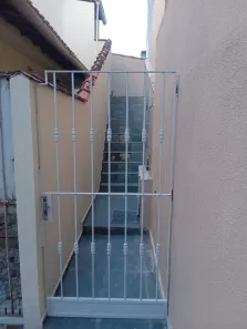 Casa de Vila com 2 Quartos para alugar, 111111111m² no Jardim Catarina, São Gonçalo