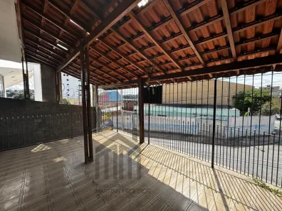 Casa com 3 Quartos para alugar, 250m² no Parque Itamarati, Itapevi