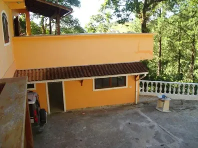 Casa com 3 Quartos para alugar, 120m² no Mosela, Petrópolis