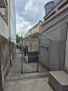Casa com 1 Quarto para alugar, 35m² no Centro, Nilópolis