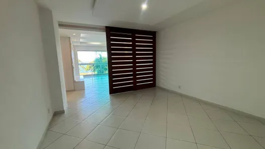 Apartamento com 3 Quartos à venda, 180m² no Parque Hotel, Araruama