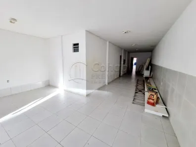 Casa com 3 Quartos à venda, 400m² no São José, Aracaju