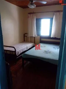 Fazenda / Sítio / Chácara com 3 Quartos à venda, 450m² no , Sarapuí