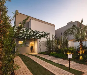 Sobrado com 4 Quartos à venda, 150m² no Conjunto Residencial Storil, Aparecida de Goiânia
