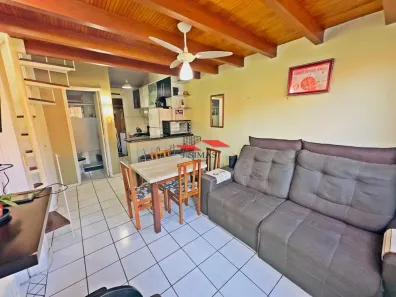 Sobrado com 3 Quartos à venda, 72m² no Parque Santa Fé, Porto Alegre