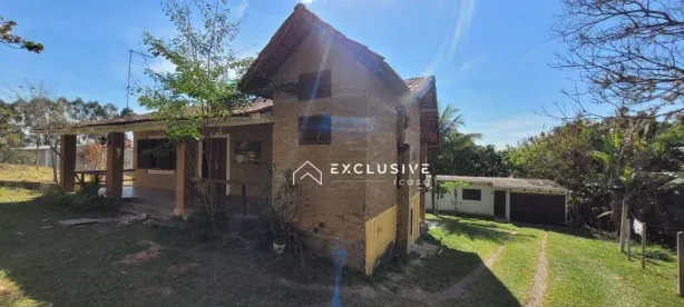 Fazenda / Sítio / Chácara com 3 Quartos à venda, 300m² no Caçapava Velha, Caçapava