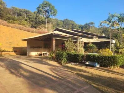 Fazenda / Sítio / Chácara com 4 Quartos à venda, 6000m² no Área Rural de Viçosa, Viçosa