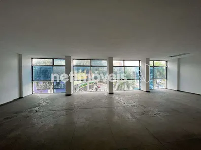 Prédio Inteiro para alugar, 675m² no Centro, Duque de Caxias