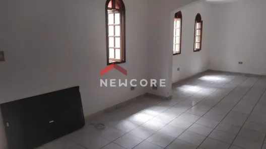 Sobrado com 4 Quartos à venda, 300m² no Centro, Embu-Guaçu