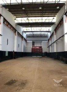 Galpão / Depósito / Armazém para venda ou aluguel, 2000m² no Vila Sorocabana, Mairinque