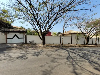 Fazenda / Sítio / Chácara com 4 Quartos à venda, 220m² no Estância Lago Azul (Ártemis), Piracicaba