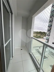 Apartamento com 3 Quartos para alugar, 130m² no Jardim Santa Bárbara, Embu das Artes