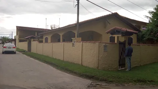 Casa com 3 Quartos à venda, 400m² no Papucaia, Cachoeiras de Macacu