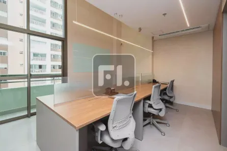 Conjunto Comercial / Sala para alugar, 246m² no Vila Almeida, São Paulo