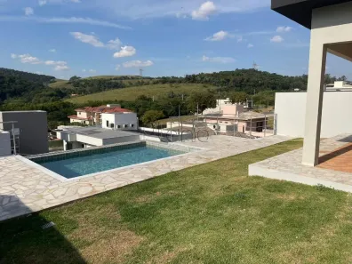 Casa de Condomínio com 3 Quartos à venda, 178m² no Santa Isabel, Louveira