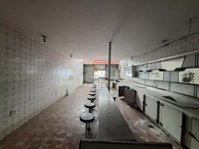 Loja / Salão / Ponto Comercial à venda, 145m² no Várzea, Teresópolis