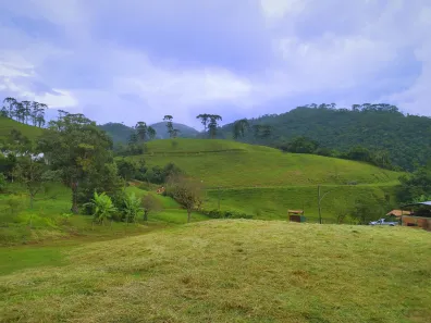 Fazenda / Sítio / Chácara à venda, 20000m² no Visconde de Mauá, Resende