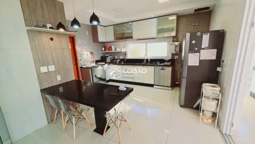 Casa de Condomínio com 5 Quartos à venda, 440m² no Casa da Lua, Resende