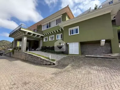 Apartamento com 2 Quartos para venda ou aluguel, 135m² no Castelanea, Petrópolis