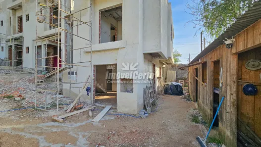 Sobrado com 3 Quartos à venda, 165m² no Xaxim, Curitiba