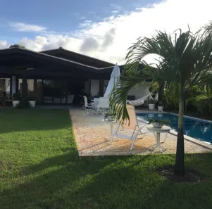 Casa de Condomínio com 5 Quartos à venda, 390m² no Interlagos (Abrantes), Camaçari