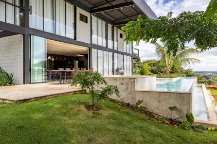 Casa de Condomínio com 4 Quartos à venda, 470m² no , Hidrolândia