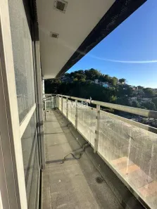 Conjunto Comercial / Sala para alugar, 77m² no Valongo, Santos