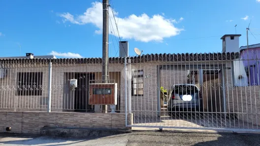 Galpão / Depósito / Armazém com 1 Quarto à venda, 260m² no Juscelino Kubitschek, Santa Maria