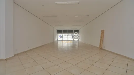 Conjunto Comercial / Sala para alugar, 464m² no Centro, Curitiba