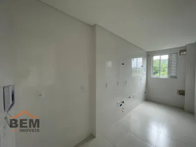 Apartamento com 2 Quartos para alugar, 69m² no Estados, Balneário Camboriú
