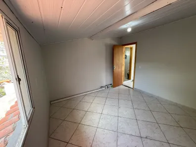 Casa com 2 Quartos para alugar, 55m² no Santa Regina, Camboriú