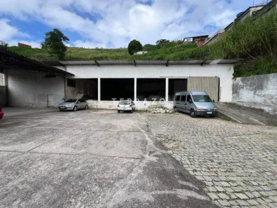 Galpão / Depósito / Armazém para alugar, 200m² no São Pedro, Teresópolis