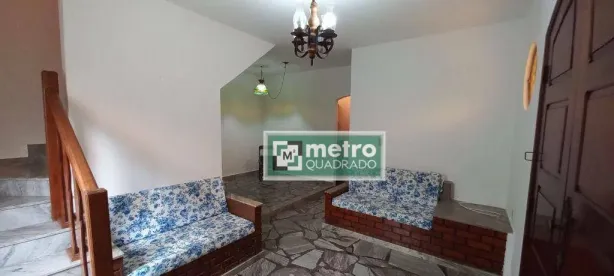 Casa com 4 Quartos para alugar, 250m² no Costazul, Rio das Ostras