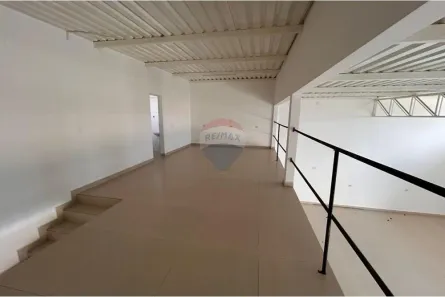Galpão / Depósito / Armazém para alugar, 130m² no Condomínio Villa Verde Bragança, Bragança Paulista