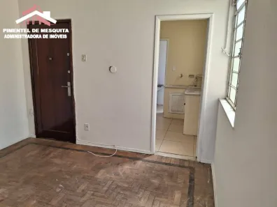 Apartamento com 2 Quartos para alugar, 68m² no Centro, Niterói