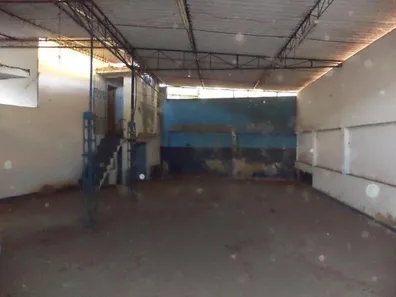 Galpão / Depósito / Armazém à venda, 300m² no 9 de Abril, Barra Mansa