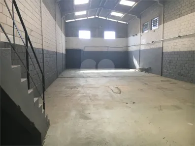 Galpão / Depósito / Armazém para alugar, 400m² no Terra Preta (Terra Preta), Mairiporã