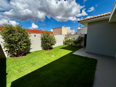 Sobrado com 4 Quartos à venda, 317m² no Parque dos Buritis II, Rio Verde