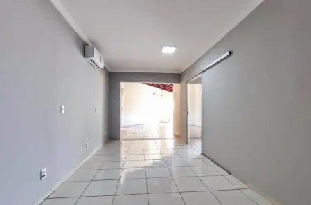 Conjunto Comercial / Sala com 5 Quartos à venda, 355m² no Chácara Cachoeira, Campo Grande