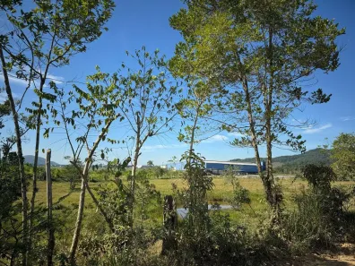 Terreno / Lote / Condomínio para alugar, 10m² no Escalvados, Navegantes