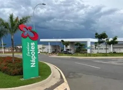 Casa de Condomínio com 3 Quartos à venda, 202m² no Jardins Nápoles, Senador Canedo